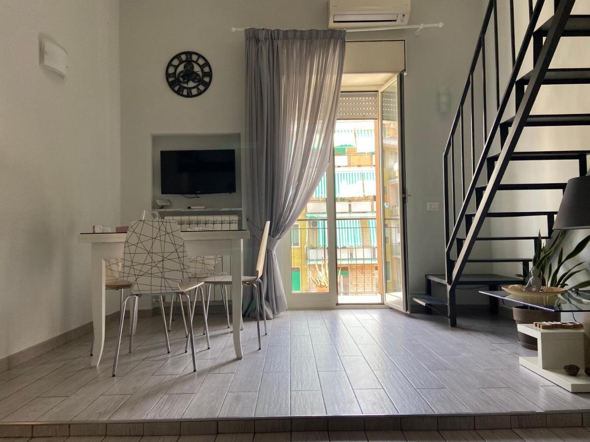 Apartment Welcome Home 2 Наполи Екстериор снимка