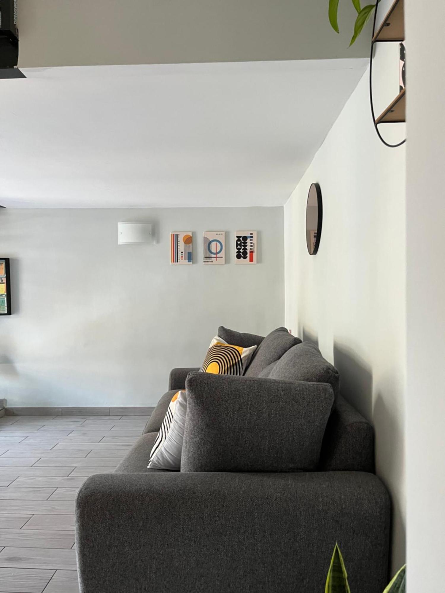 Apartment Welcome Home 2 Наполи Екстериор снимка