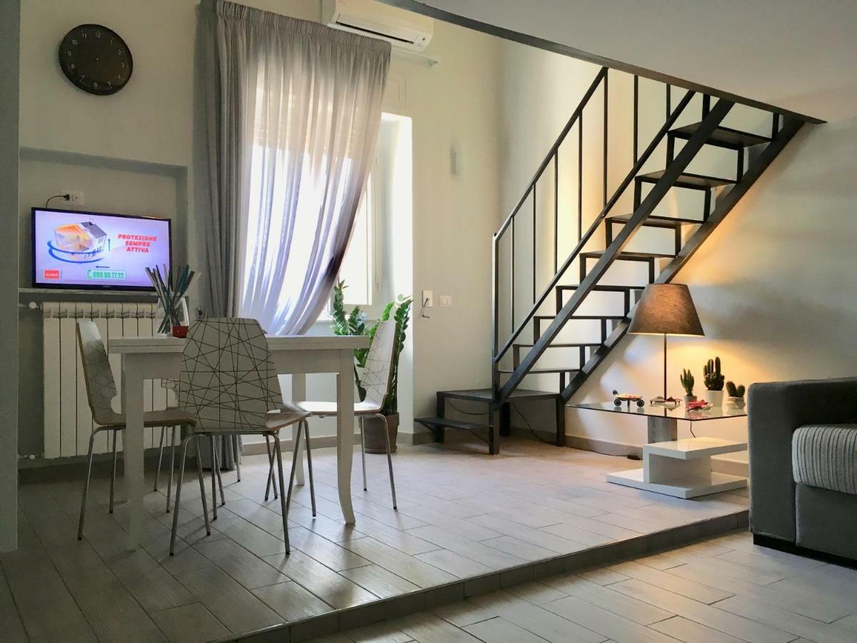 Apartment Welcome Home 2 Наполи Екстериор снимка